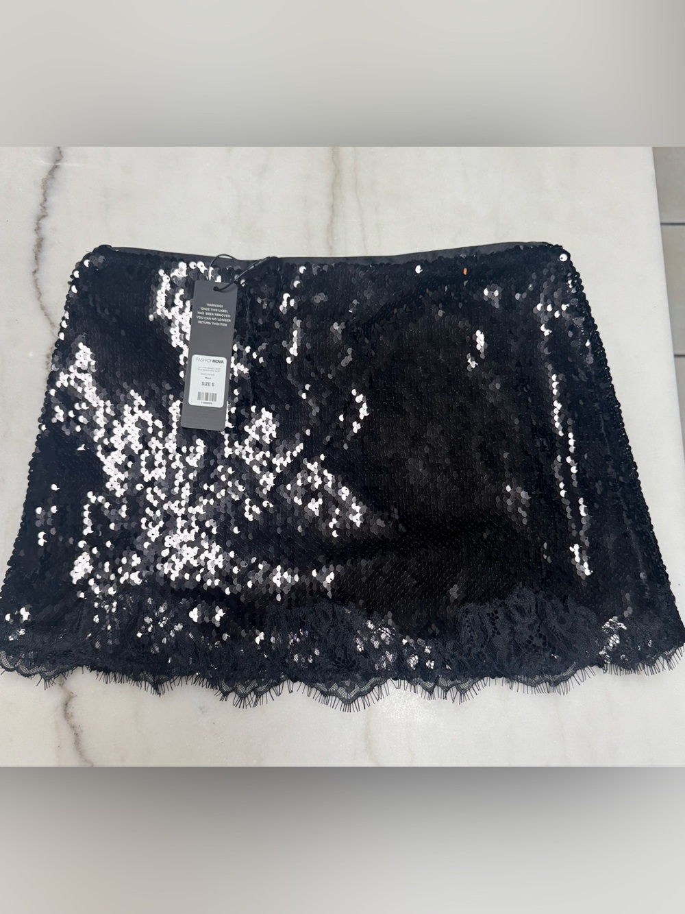 ✨ ALL THAT SHINES LACE TRIM SEQUIN MINI SKIRT ✨